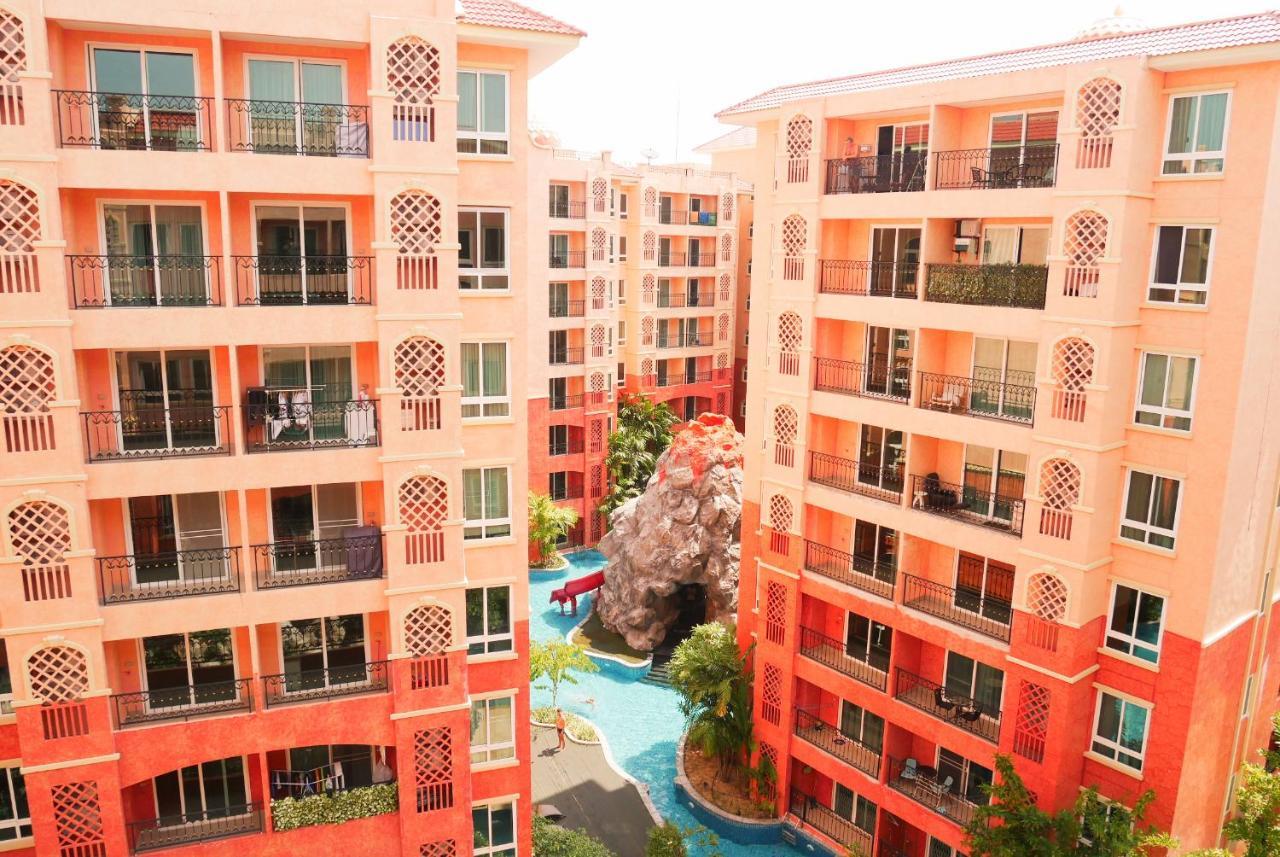 Seven Seas Resort Pattaya & Sofa Bed Pantai Jomtien Luaran gambar