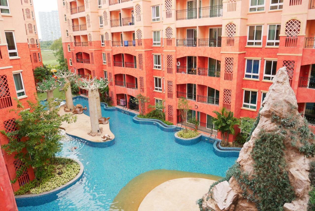 Seven Seas Resort Pattaya & Sofa Bed Pantai Jomtien Luaran gambar